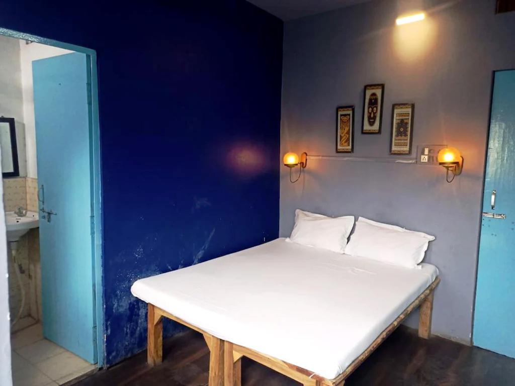 Banaras Rest House Varanasi Exterior photo